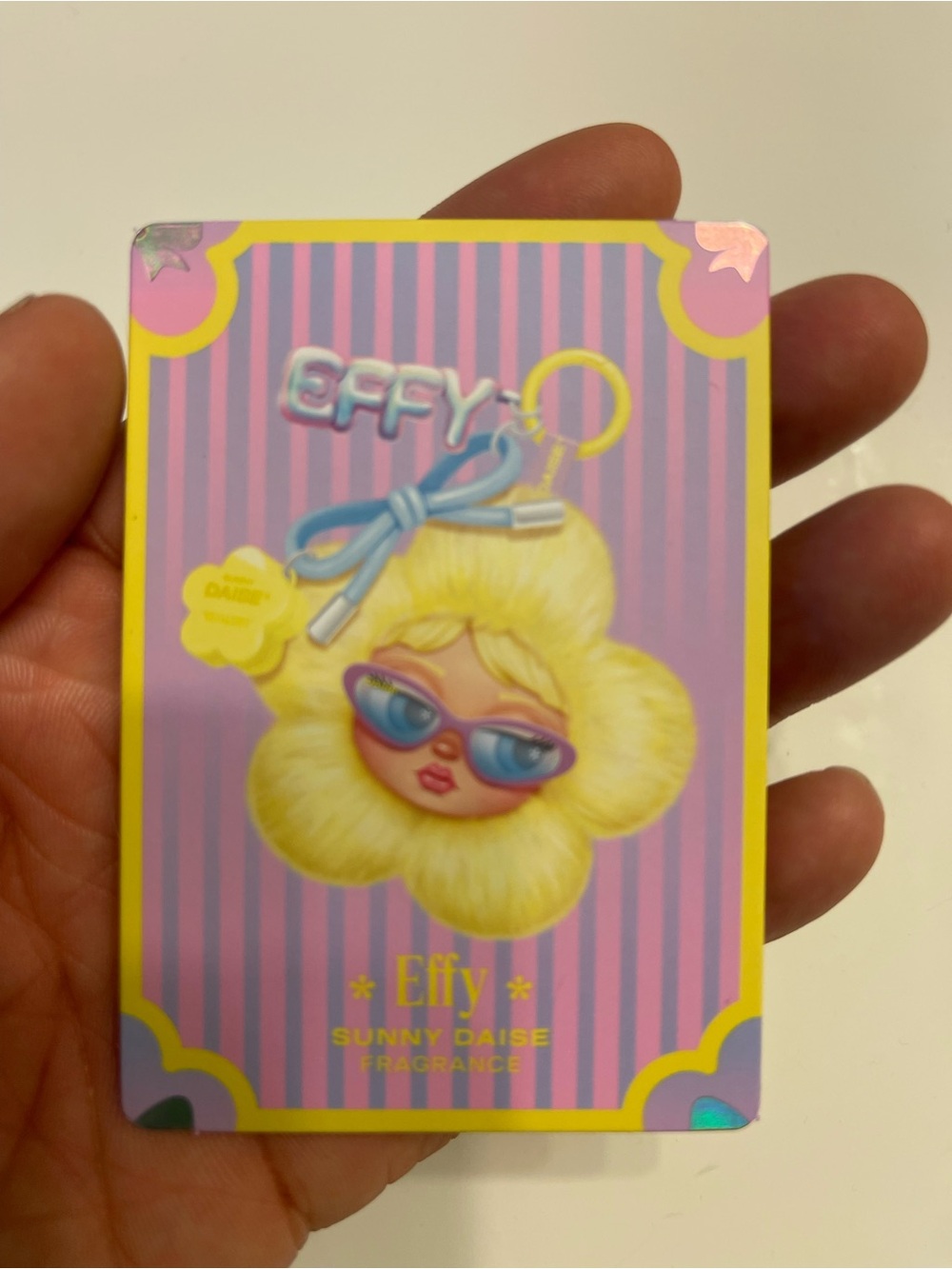 Daise beauty blind mystery box 
Effy